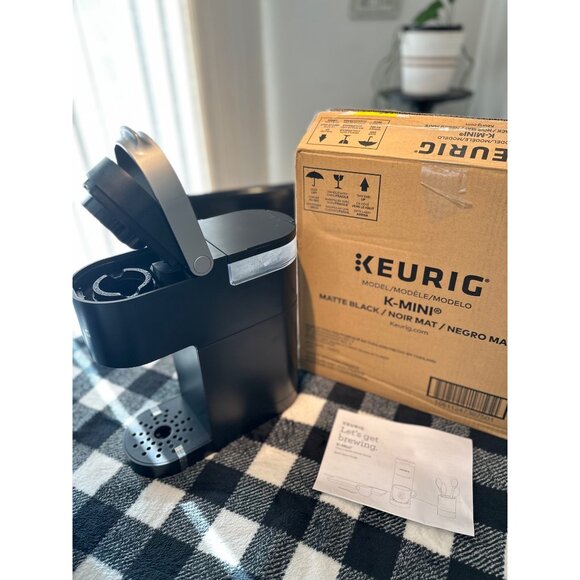 Keurig K-Mini Coffee Maker Matte Black Compact Single Serve For Pods & Grounds - Picture 4 of 8